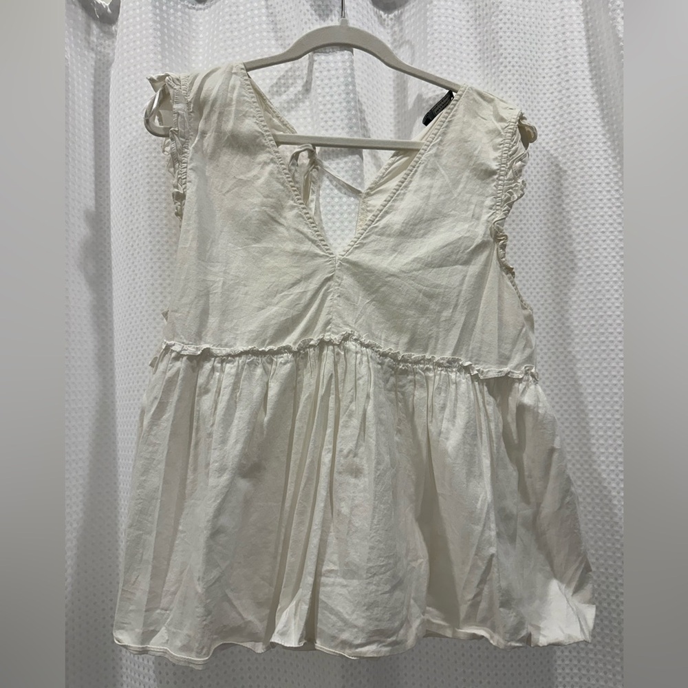 Zara top with bows on the back